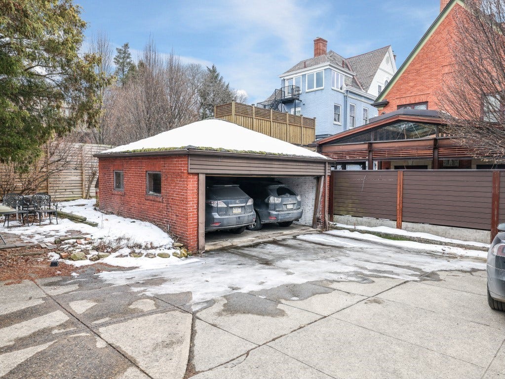 712 S Aiken Avenue, Pittsburgh, PA 15232 2 car detached garage.