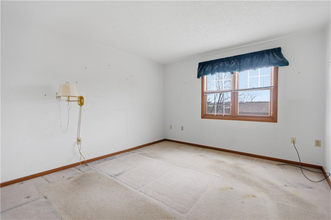 503 Clubhouse Dr, Washington, PA 15301