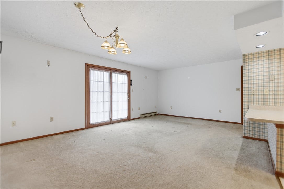 503 Clubhouse Dr, Washington, PA 15301