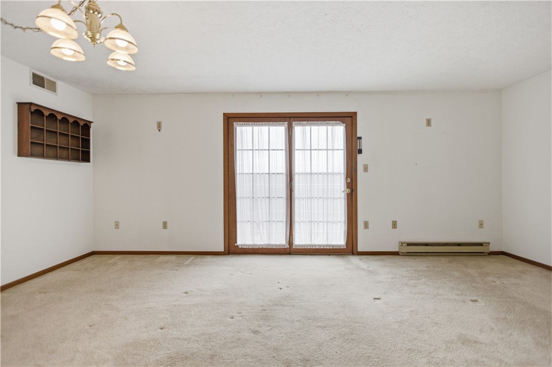 503 Clubhouse Dr, Washington, PA 15301