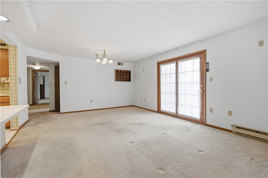 503 Clubhouse Dr, Washington, PA 15301