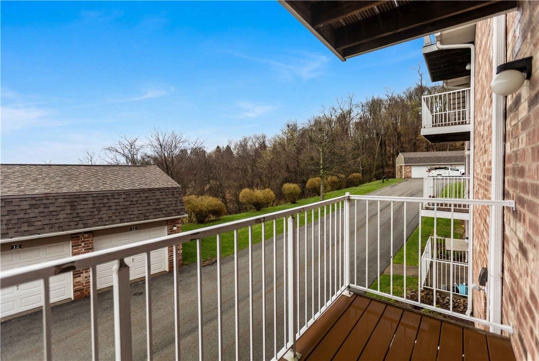 503 Clubhouse Dr, Washington, PA 15301