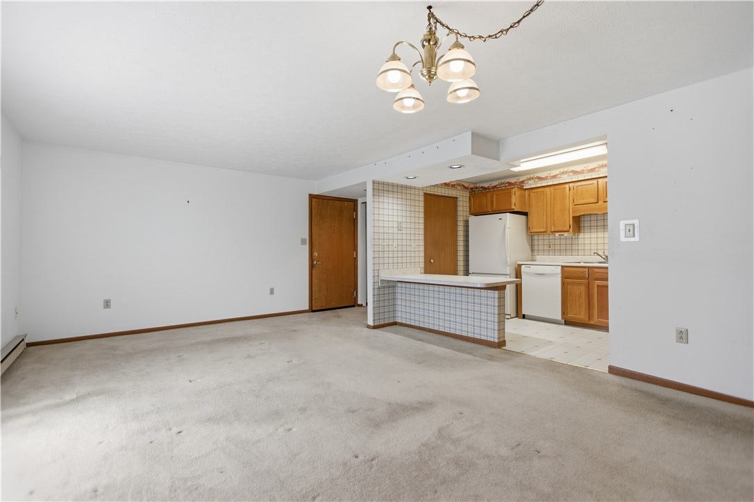 503 Clubhouse Dr, Washington, PA 15301