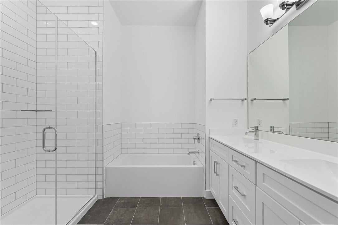 1 1st Street, #407, Oakmont, PA 15139