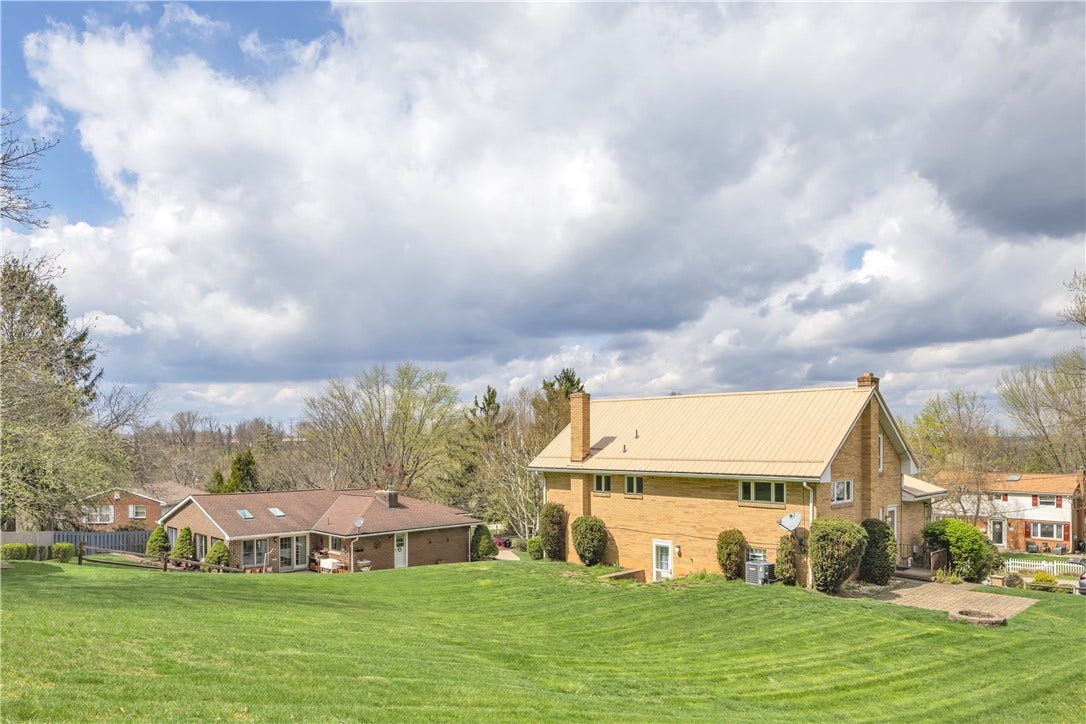 105 Northumberland Dr., Irwin, PA 15642