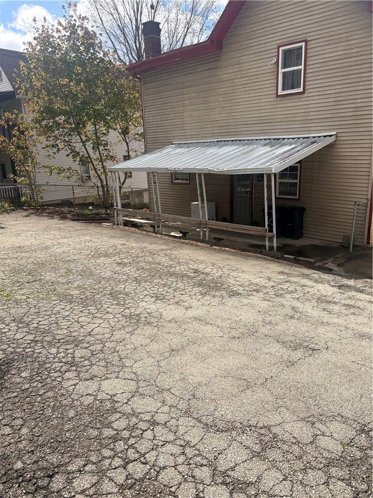 591 E Maiden Street, Washington, PA 15301