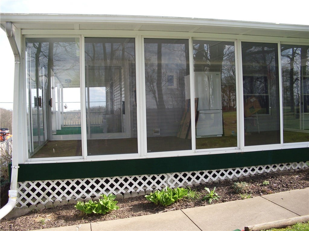 340 Deerfield, Washington, PA 15301