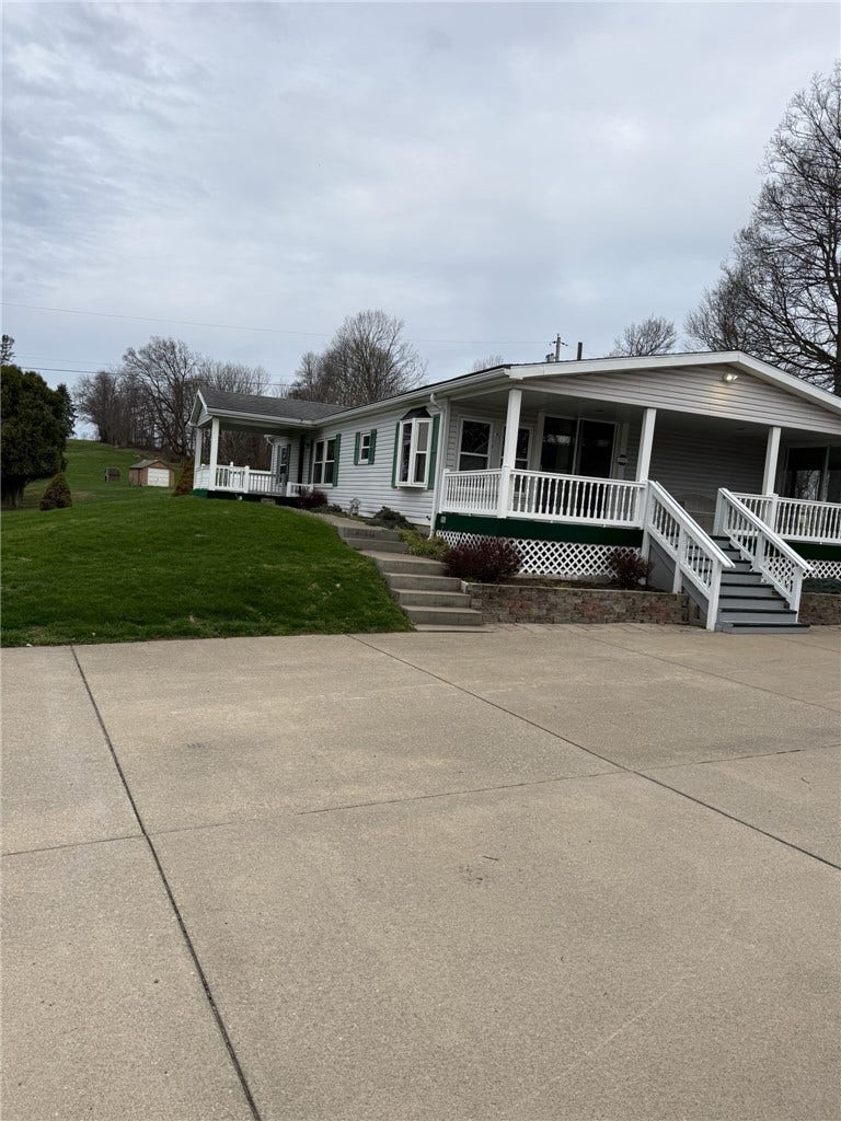 340 Deerfield, Washington, PA 15301
