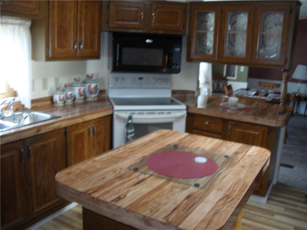 340 Deerfield, Washington, PA 15301