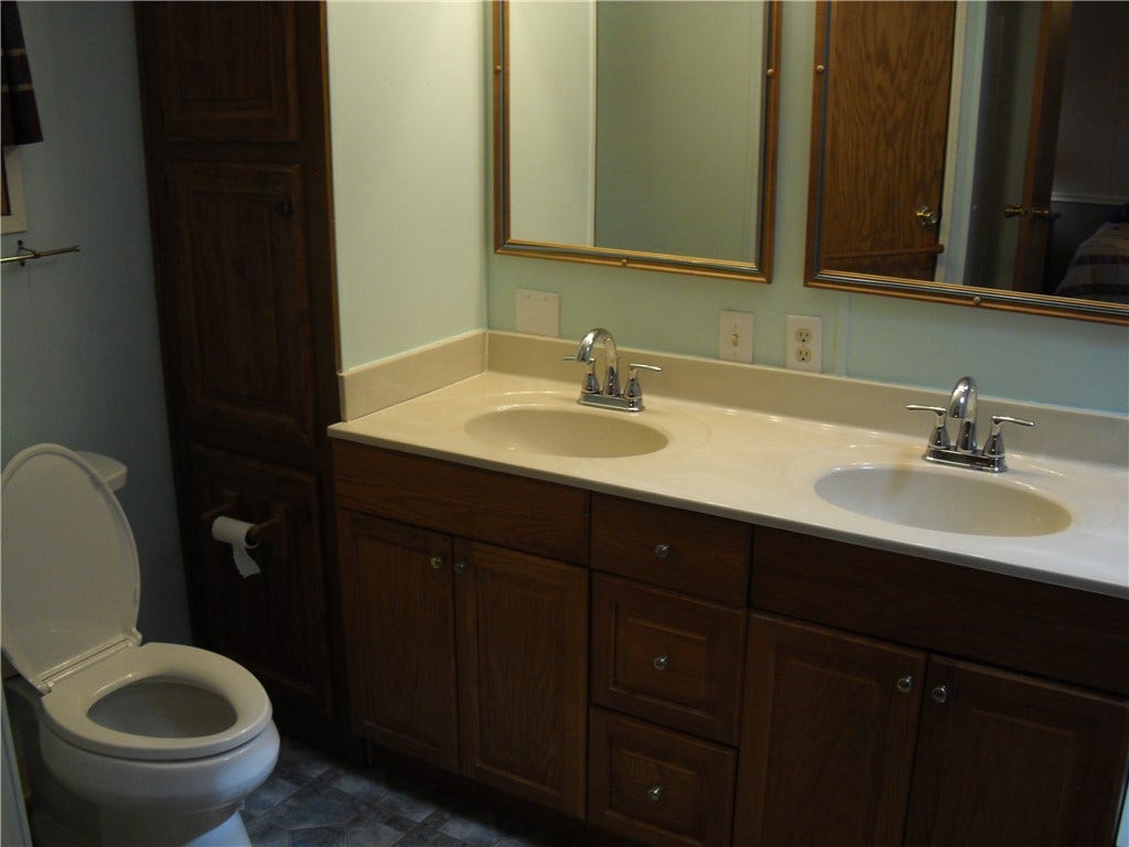 340 Deerfield, Washington, PA 15301