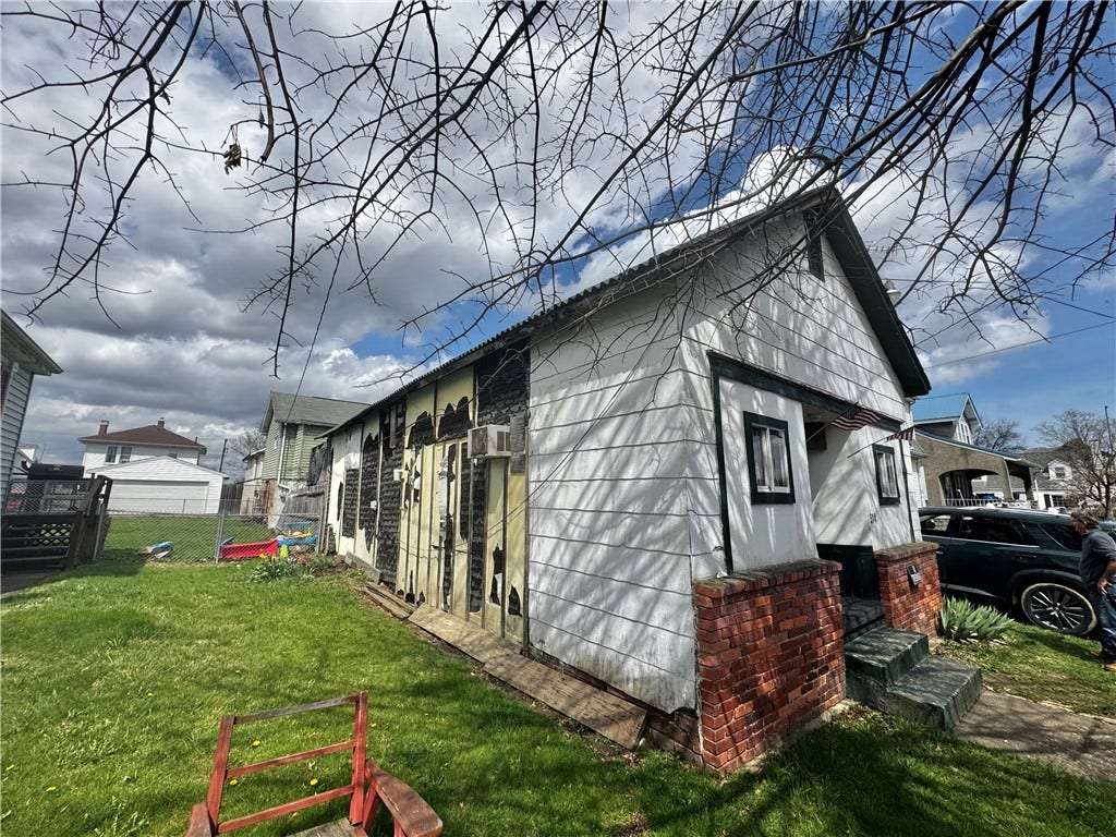 514 Green St, Brownsville, PA 15417