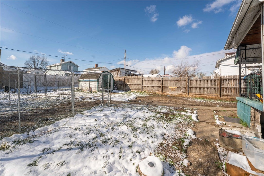 421 2nd St, Brownsville, PA 15417