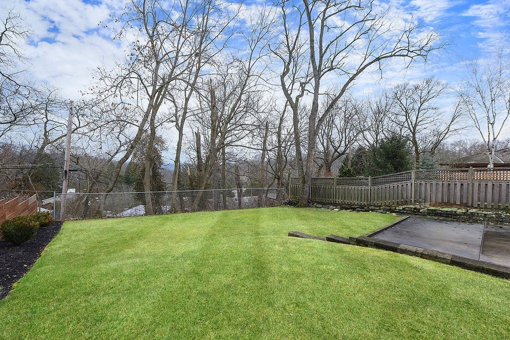 2205 Beechwood Blvd., Squirrel Hill, PA 15217 2205 Beechwood Blvd., Squirrel Hill, PA 15217