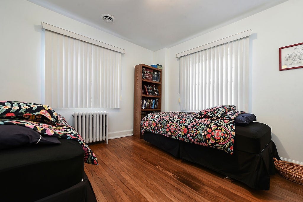 2205 Beechwood Blvd., Squirrel Hill, PA 15217 2205 Beechwood Blvd., Squirrel Hill, PA 15217