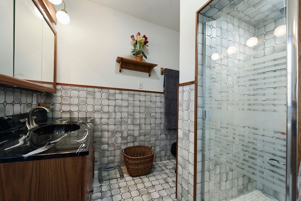 2205 Beechwood Blvd., Squirrel Hill, PA 15217 2205 Beechwood Blvd., Squirrel Hill, PA 15217