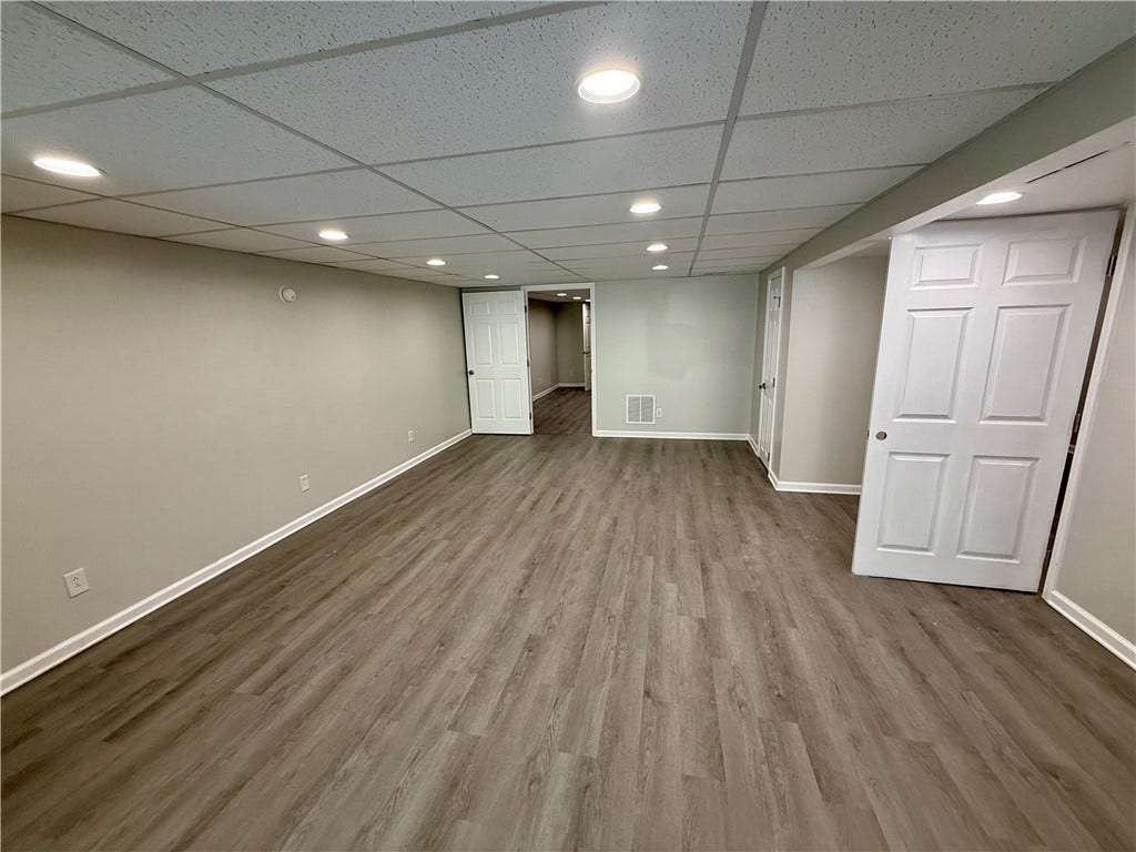9 1/2-11 W Church, Uniontown, PA 15401