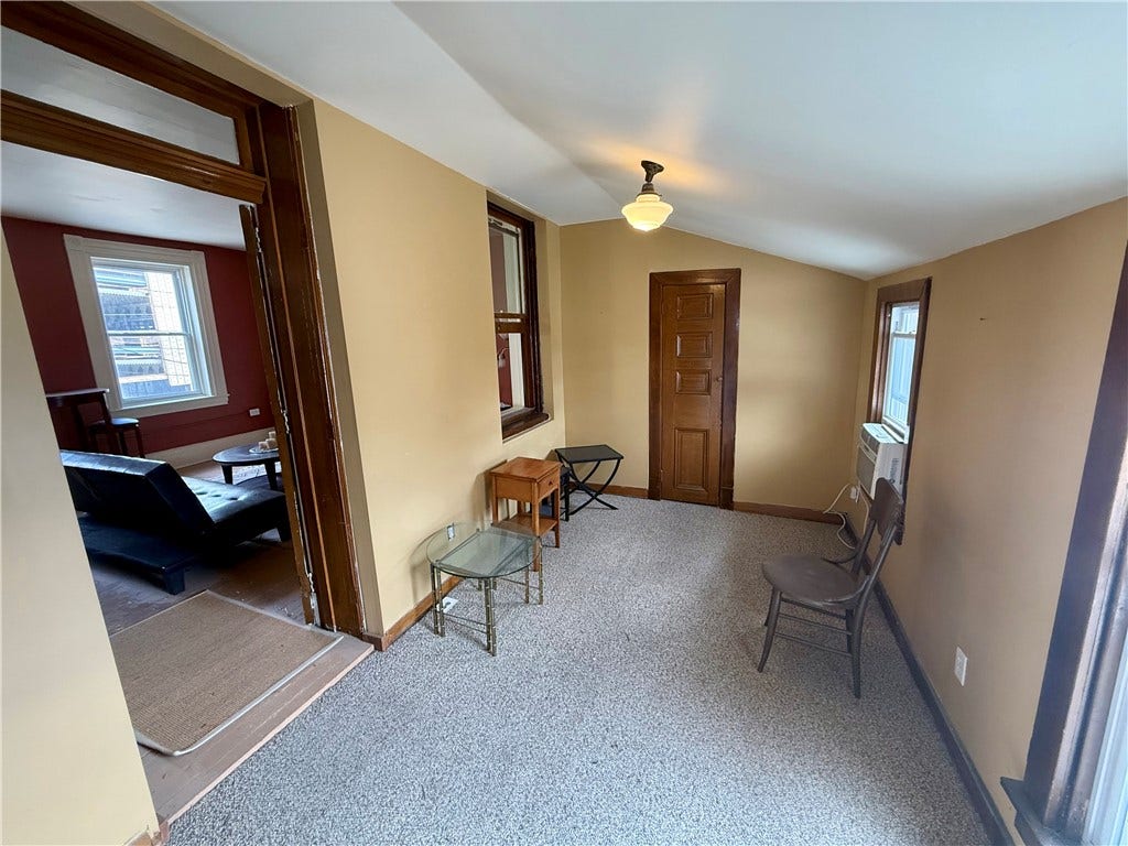 9 1/2-11 W Church, Uniontown, PA 15401