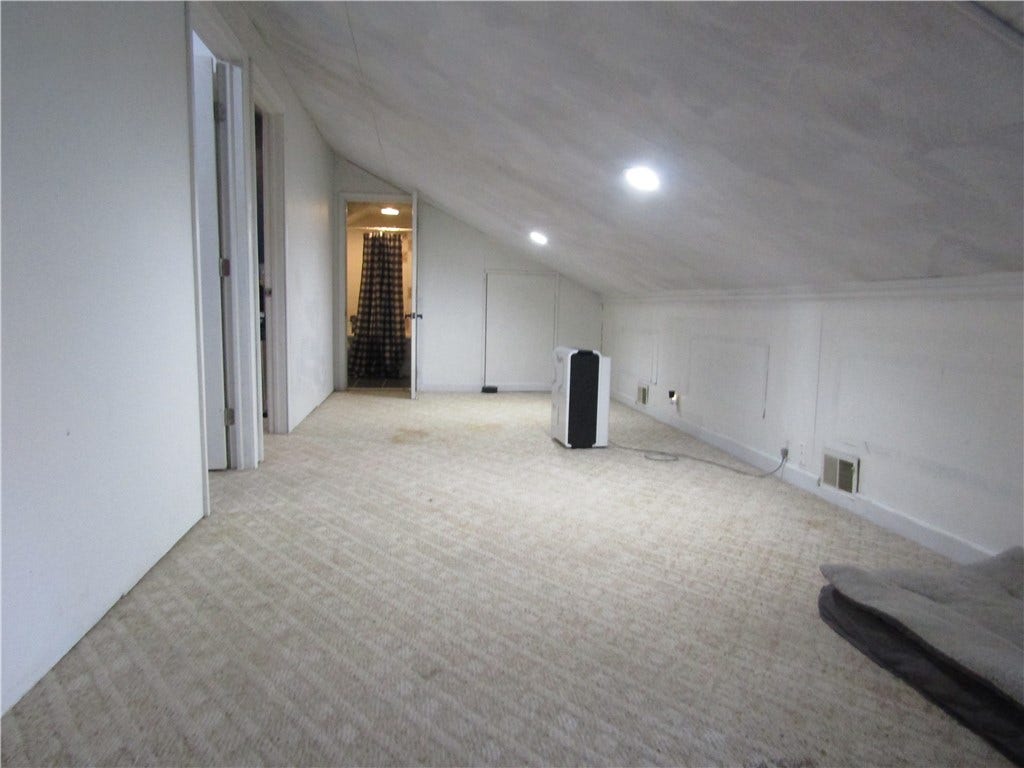 entry hall to upstairs rooms