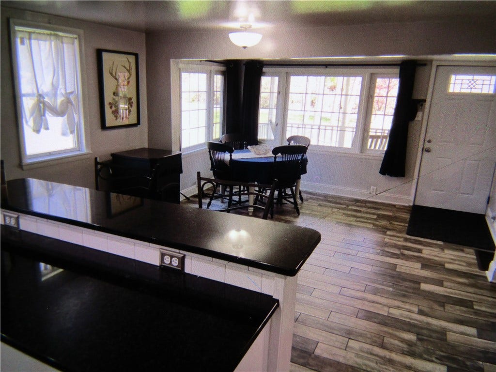 135 Mennonite Camp Rd, Mount Pleasant, PA 15666
