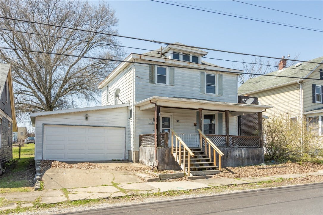 205 N Water St, Masontown, PA 15461