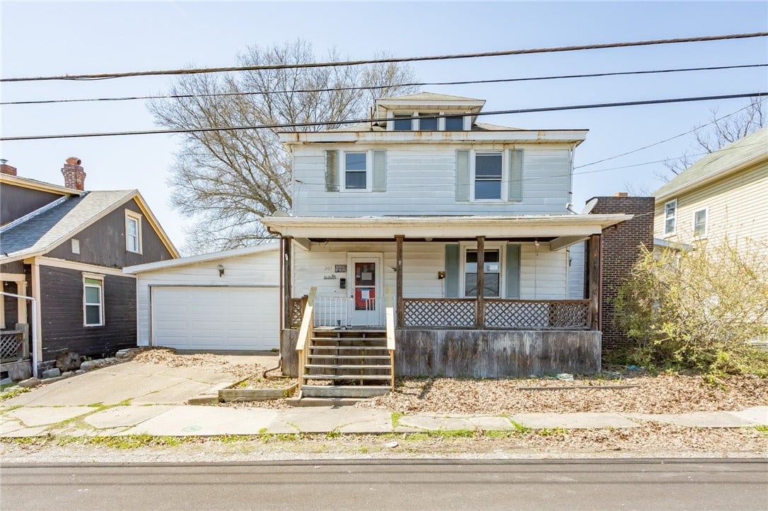 205 N Water St, Masontown, PA 15461
