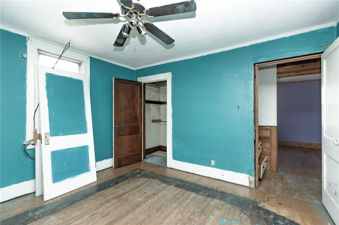 205 N Water St, Masontown, PA 15461