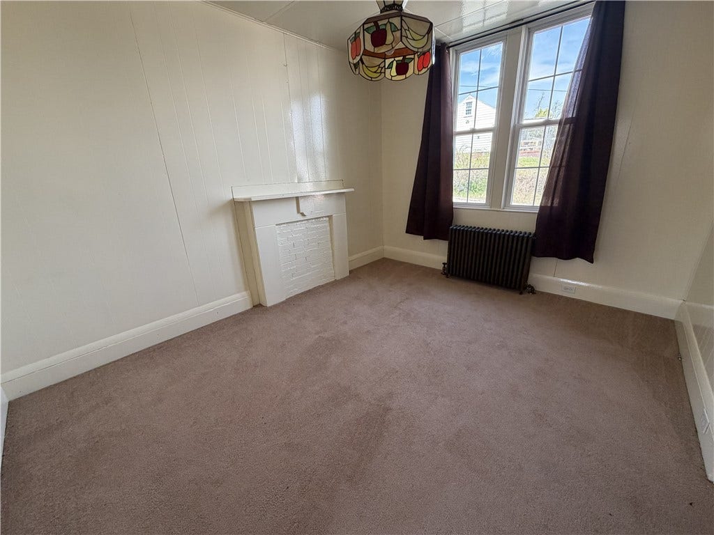 #306, dining room