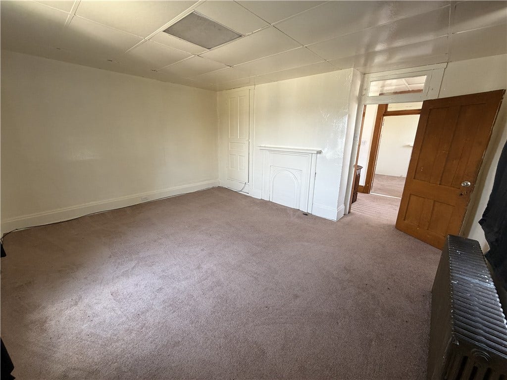 #306, bedroom 1