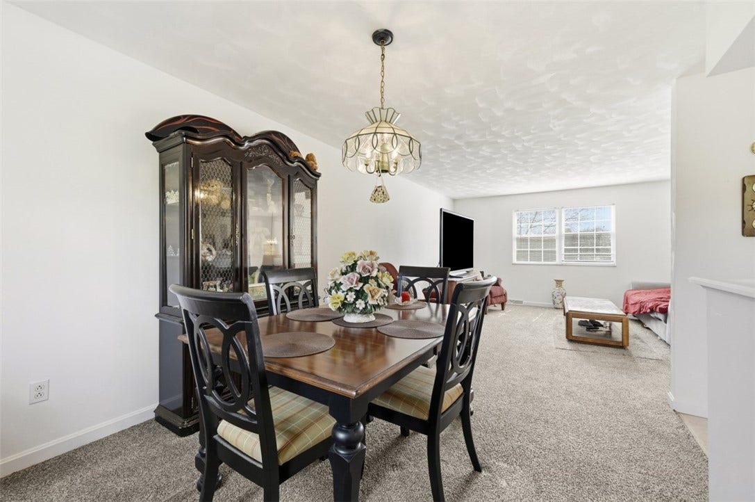 1050 Lynn Portal Road, Washington, PA 15301