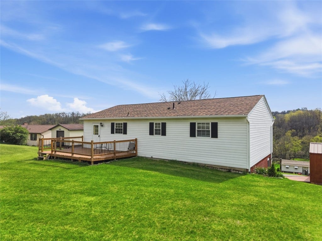 1050 Lynn Portal Road, Washington, PA 15301