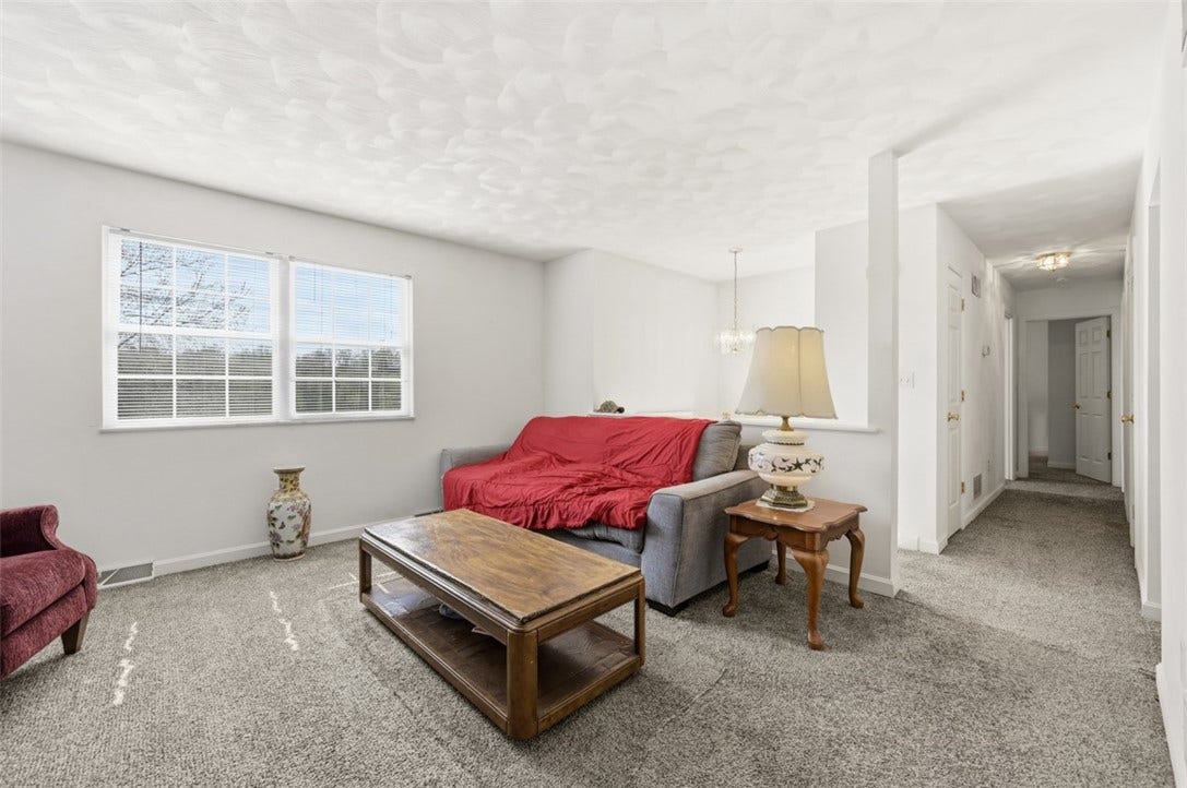 1050 Lynn Portal Road, Washington, PA 15301