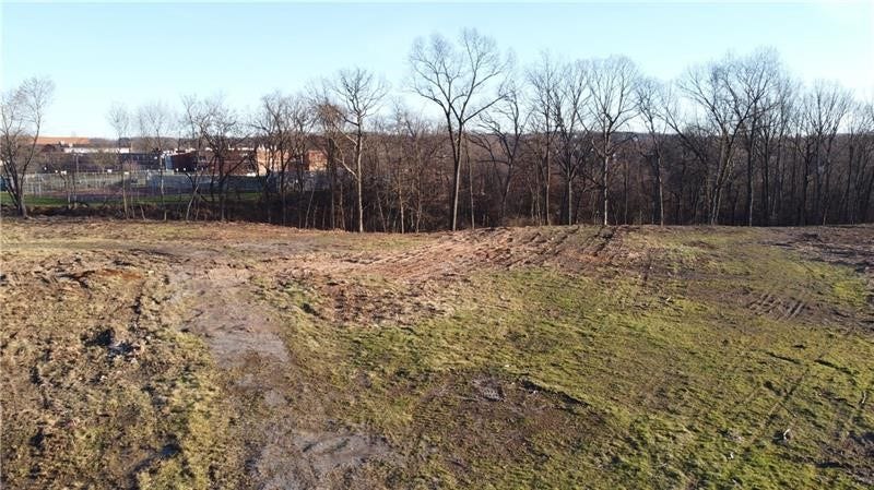 530 Route 228, Mars, PA 16046