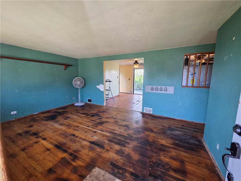 1852 Virginia Via, Washington, PA 15301