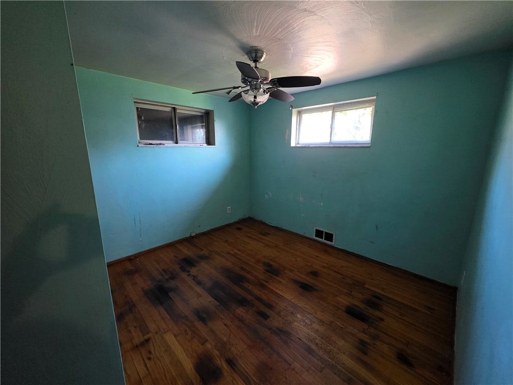 1852 Virginia Via, Washington, PA 15301