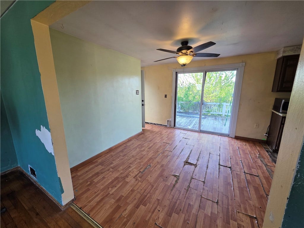 1852 Virginia Via, Washington, PA 15301