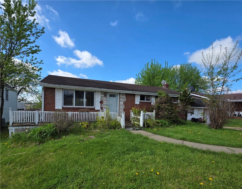 1852 Virginia Via, Washington, PA 15301