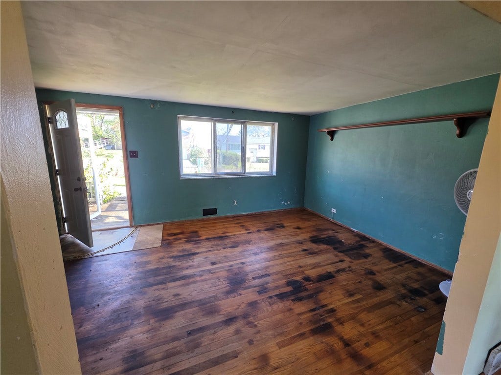 1852 Virginia Via, Washington, PA 15301