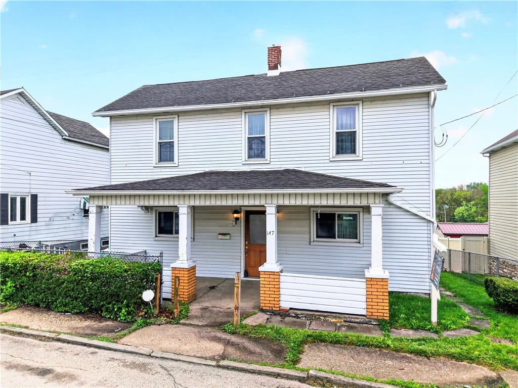 147 Morewood St, Mount Pleasant, PA 15666