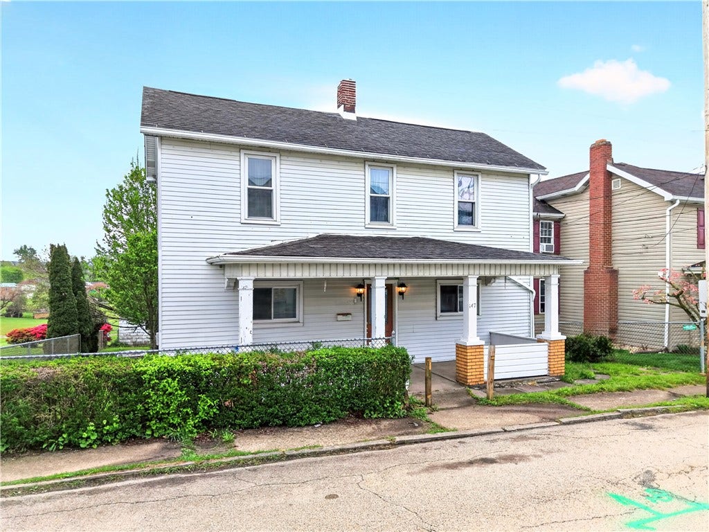 147 Morewood St, Mount Pleasant, PA 15666