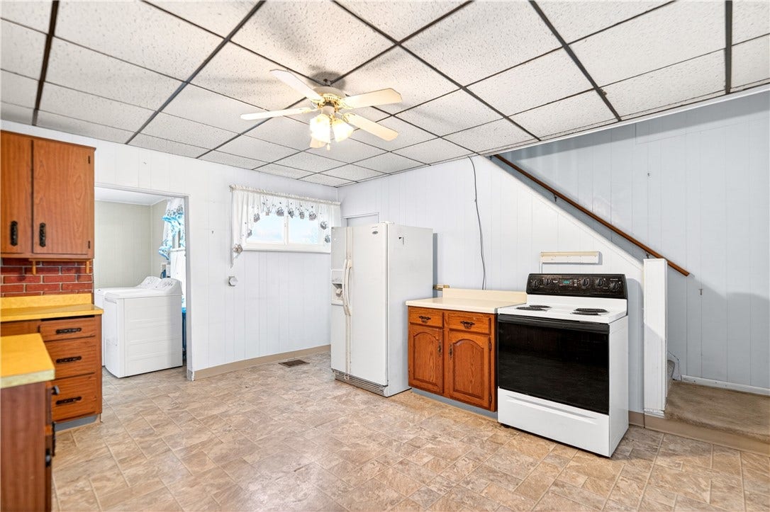 147 Morewood St, Mount Pleasant, PA 15666