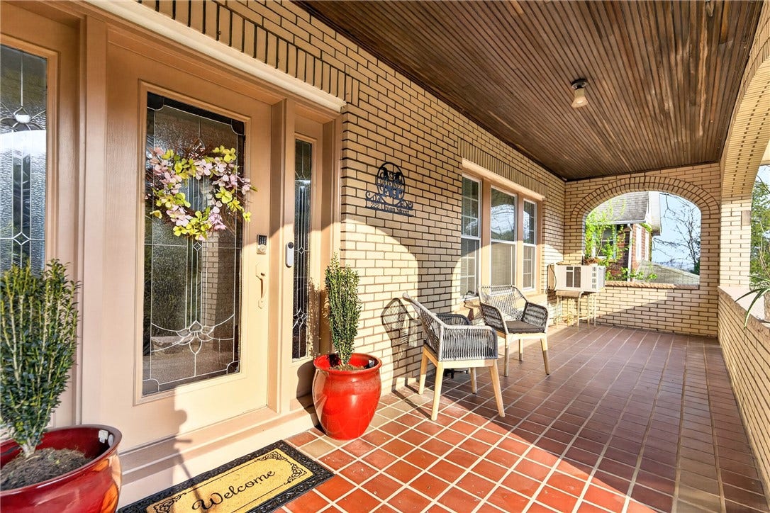 Cozy Front Porch