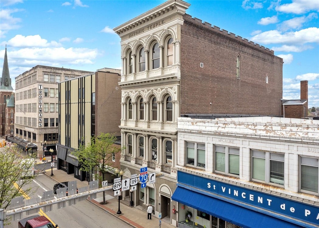 132 S Main St, Greensburg, PA 15601