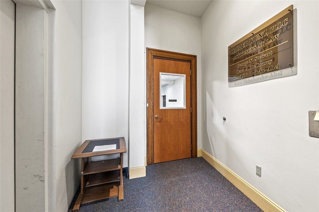 132 S Main St, Greensburg, PA 15601