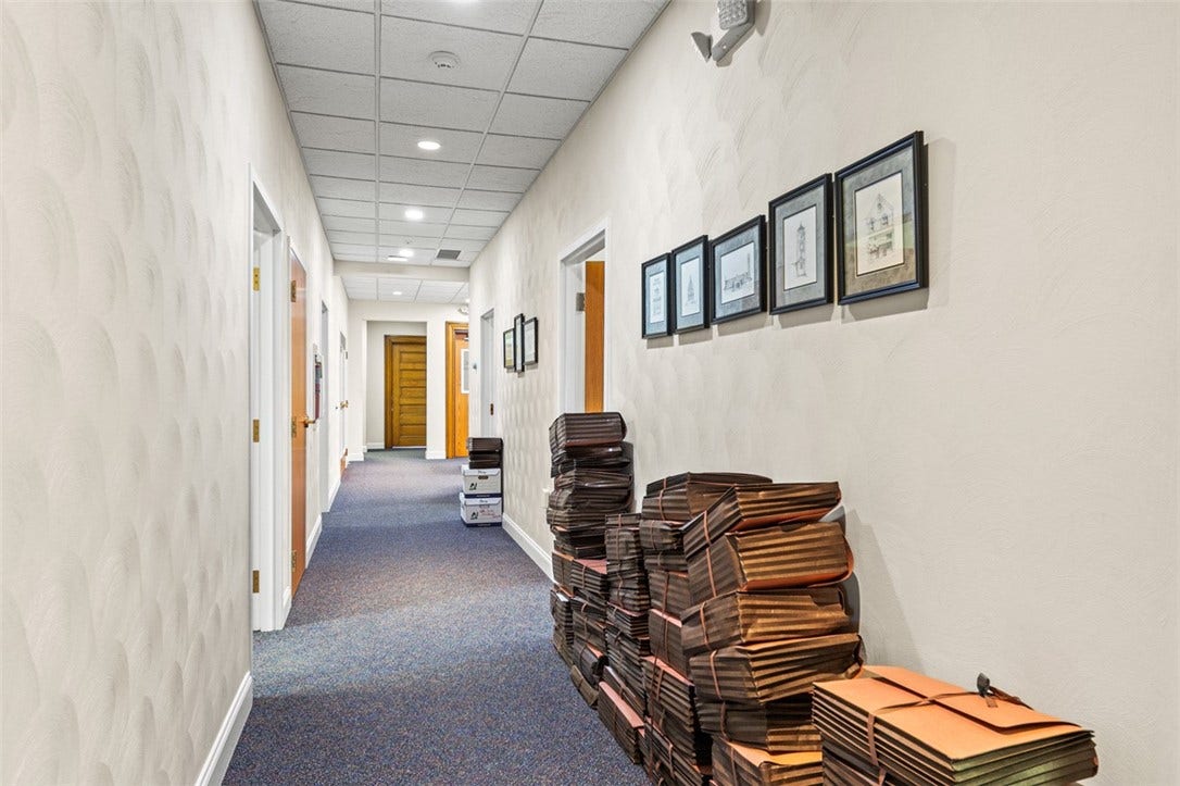 132 S Main St, Greensburg, PA 15601