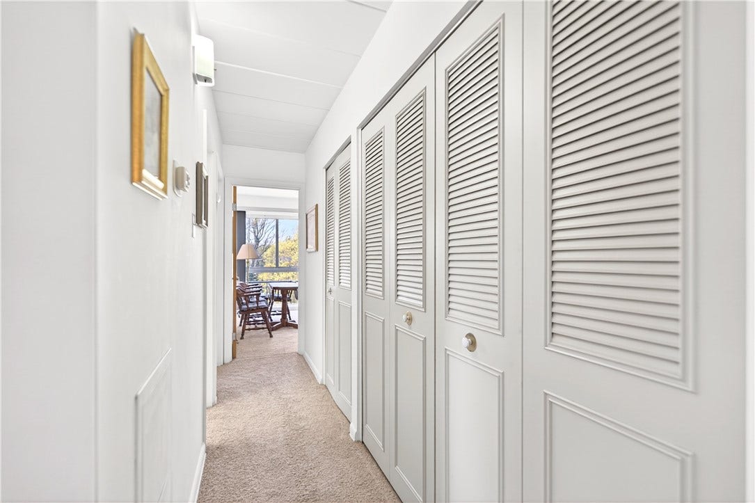 Hall to bedrooms- lots of extra storage