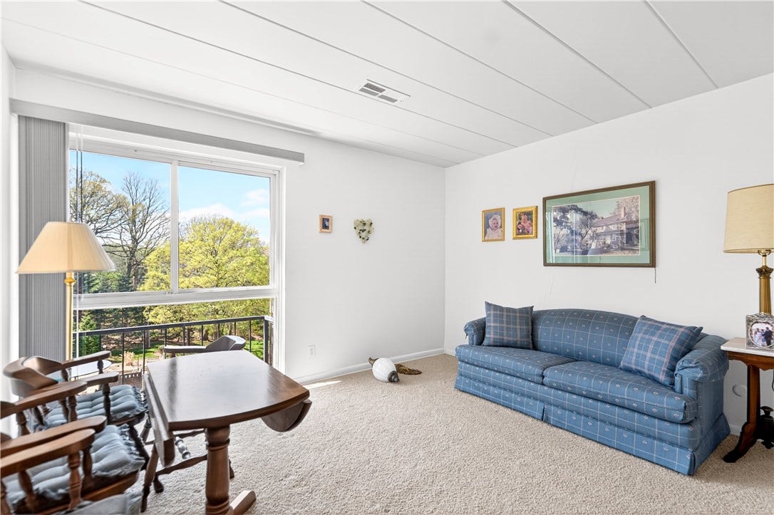 Second bedroom