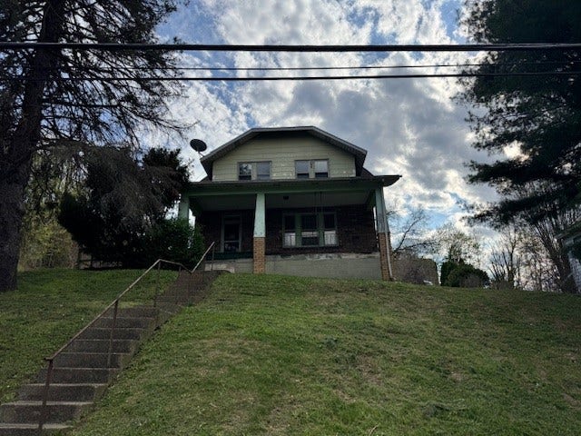 84 Union St, Brownsville, PA 15417