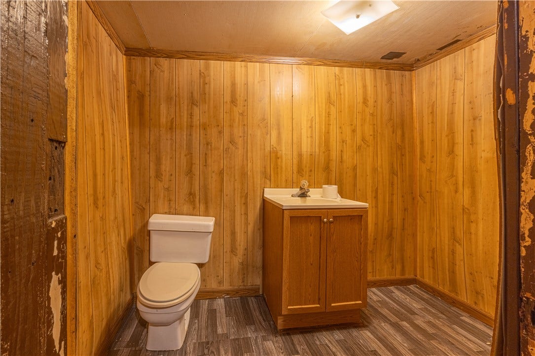 225 Lynn Rd, Brownsville, PA 15417