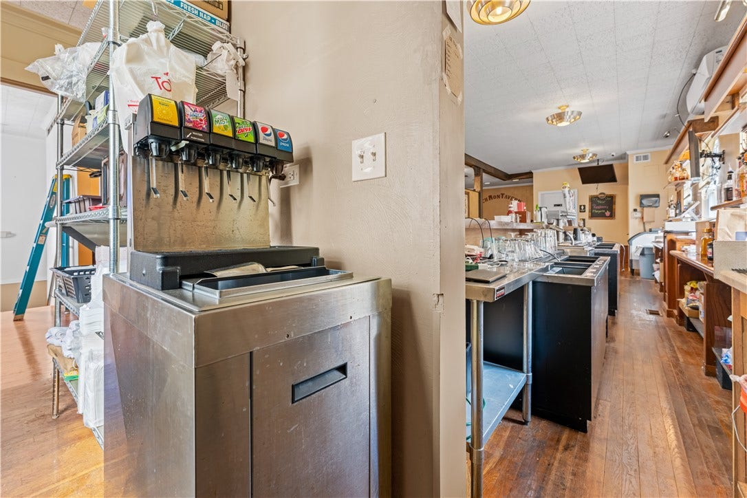 2510 Lincoln Blvd, Elizabeth, PA 15037