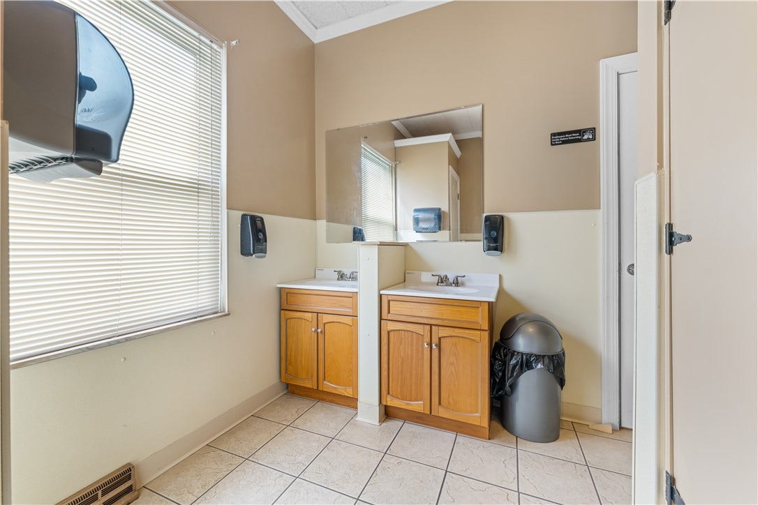 2510 Lincoln Blvd, Elizabeth, PA 15037